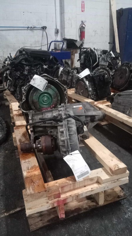 2007 Ford Expedition Transfer Case Assembly OEM 376194 4WD 160K Miles