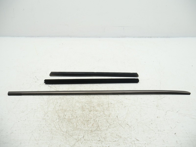 2007-2009 Mercedes E350 Right Rear Door Weather Strip Seal Set OEM 2217351265