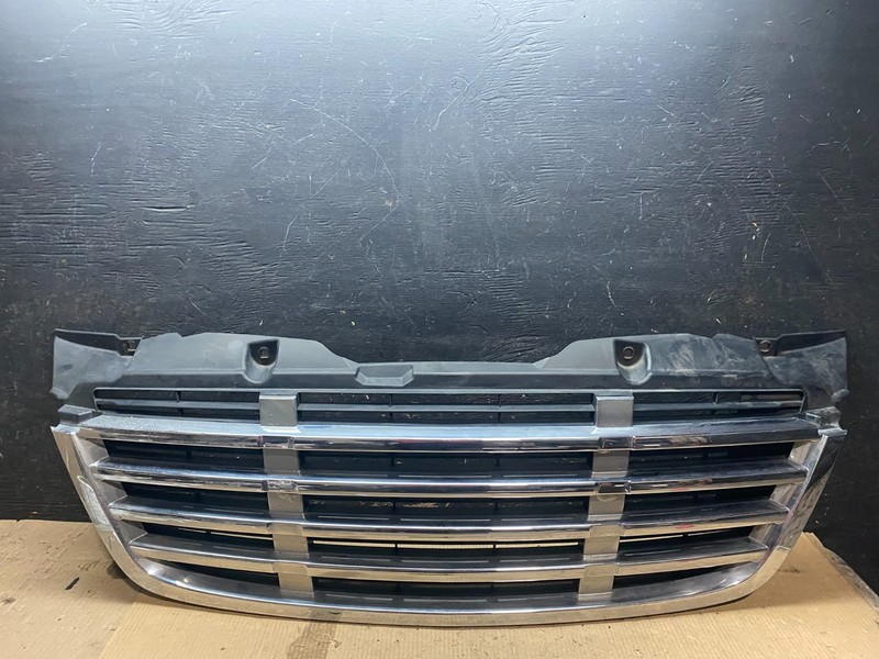 2009 to 2011 Freightliner Sprinter Front Upper Chrome Grill Grille X3431 DG