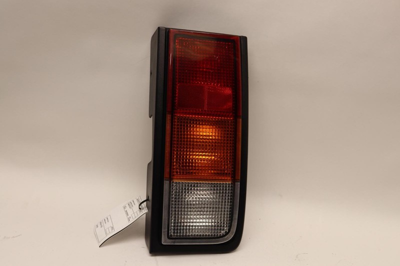 2003-2004 HUMMER H2 REAR RIGHT PASSENGER SIDE TAIL LIGHT BRAKE LAMP OEM