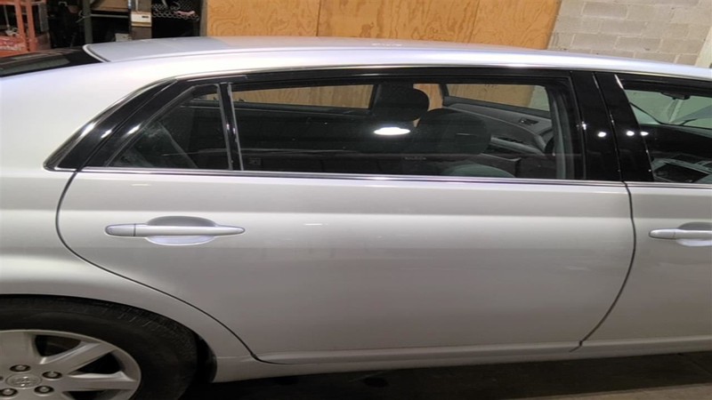 Passenger Rear Side Door Electric Windows Fits 05-12 AVALON 3522225