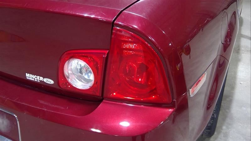 Passenger Tail Light Quarter Panel Mounted Red Lens Fits 08-12 MALIBU 3205783