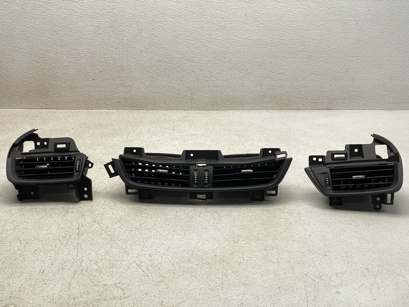 2016-2018 BUICK ENVISION FRONT DASH AC AIR VENT TRIM PANEL SET OEM LOT737