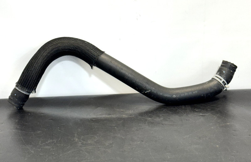 ✅2014-2019 RAM 1500 CLASSIC DIESEL 3.0L RADIATOR INLET HOSE TUBE PIPE UPPER OEM