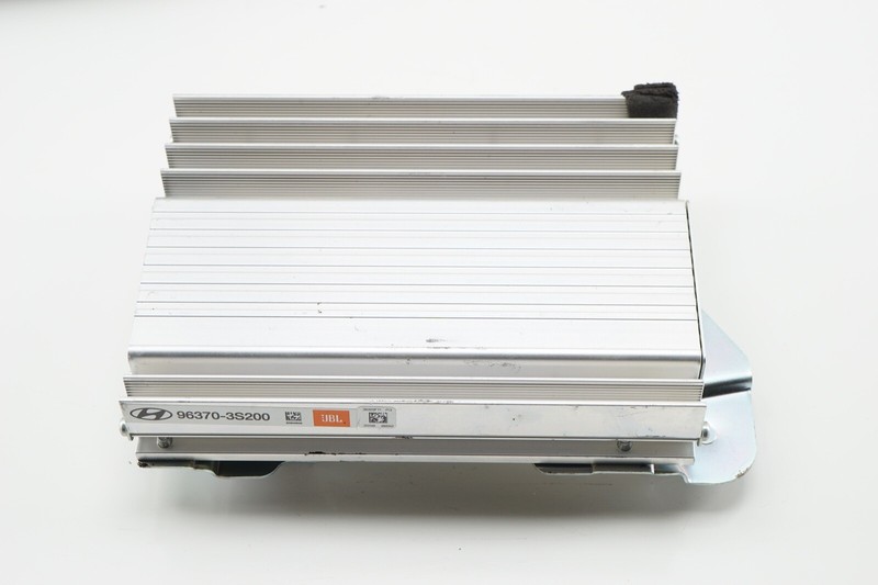 HYUNDAI SONATA Audio Amplifier AMP JBL OEM 2011 - 2015 *