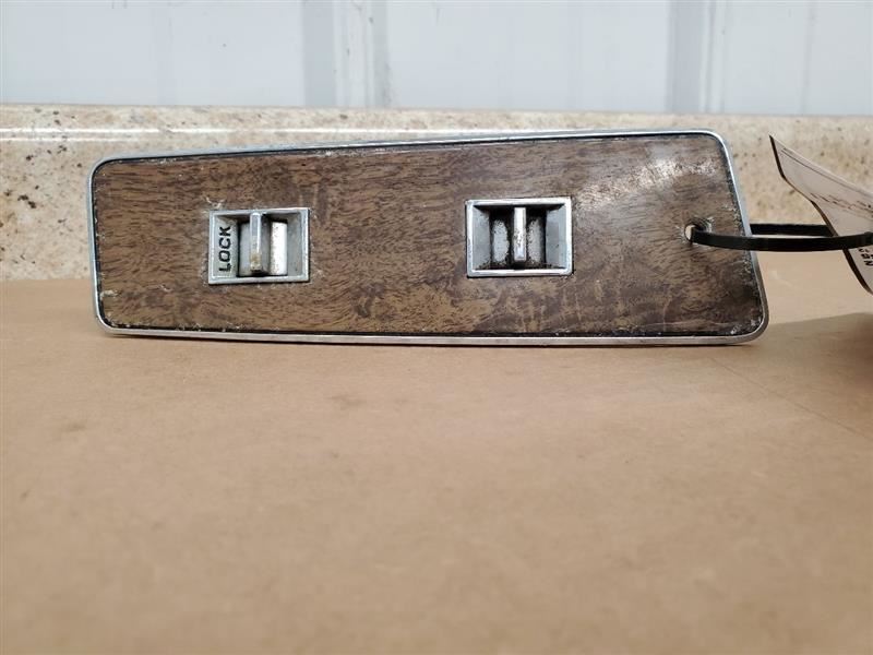 PARISIENN 1984 Front Door Switch 282361
