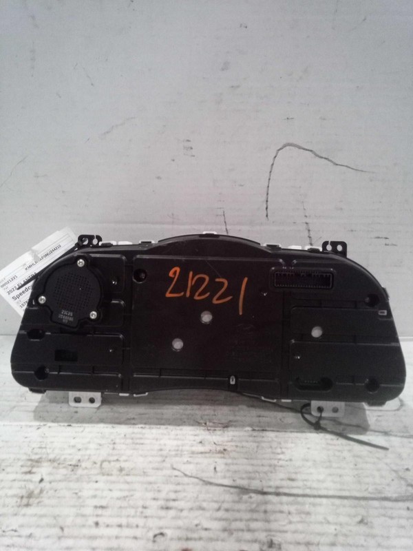 2022 Hyundai Elantra Speedometer Gauge OEM Red 19K Miles NJ25-21221-519783