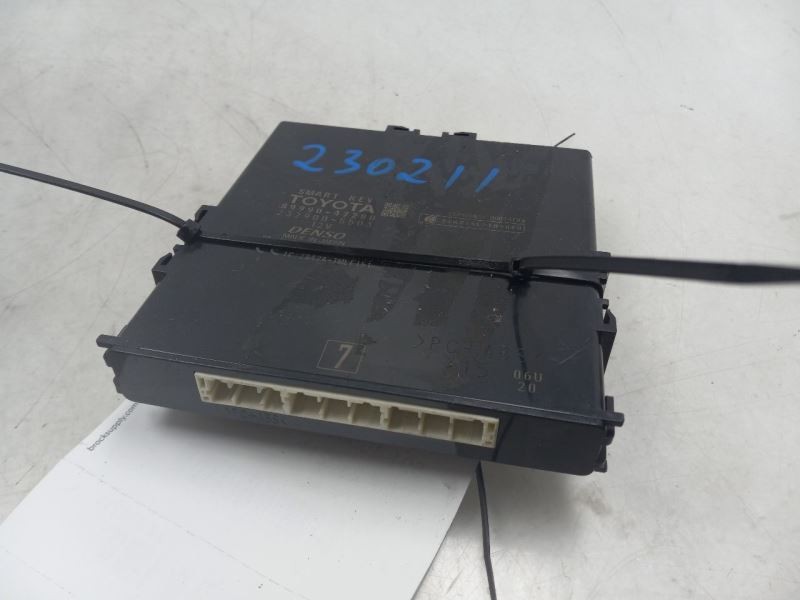 17-19 TOYOTA PRIUS PRIME 1.8L FWD AT SMART KEY SYSTEM CONTROL MODULE ECM