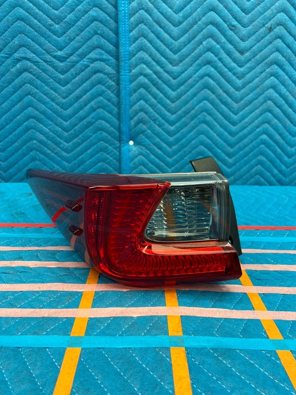 15–20 Lexus RC200t RC300 RC350 RCF Rear Left Outer Tail Light Quarter Panel OEM