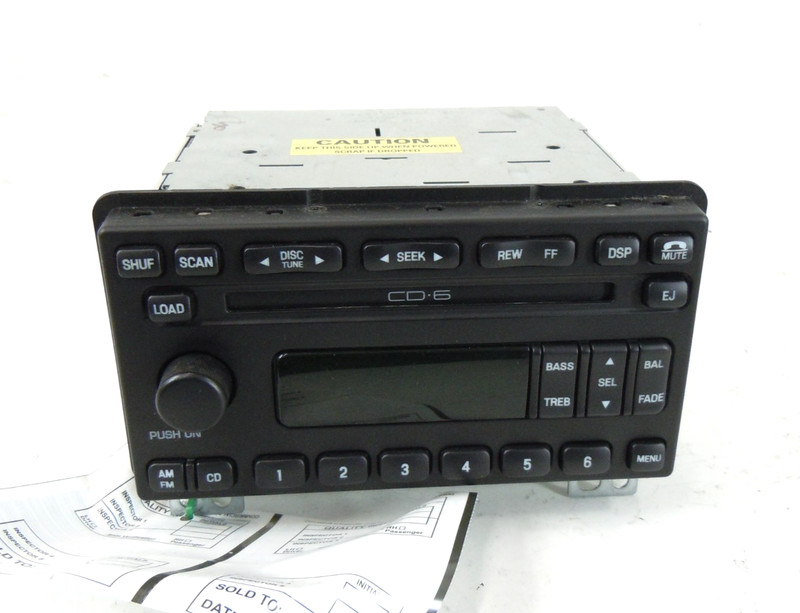 2003 2004 Ford Expedition AM FM Radio CD Disc Player Receiver OEM