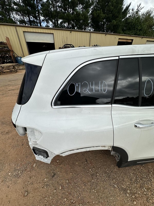 2020-2023 MERCEDES GLB250 X247 REAR RIGHT SIDE QUARTER PANEL CUT WHITE OEM