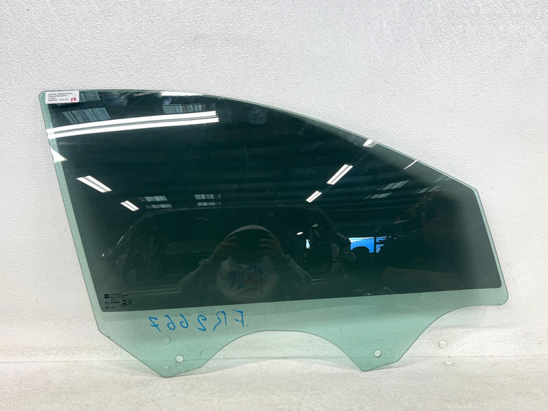⭐18-24 GMC TERRAIN DENALI FRONT RIGHT PASS DOOR WINDOW GLASS TINT OEM LOT2667