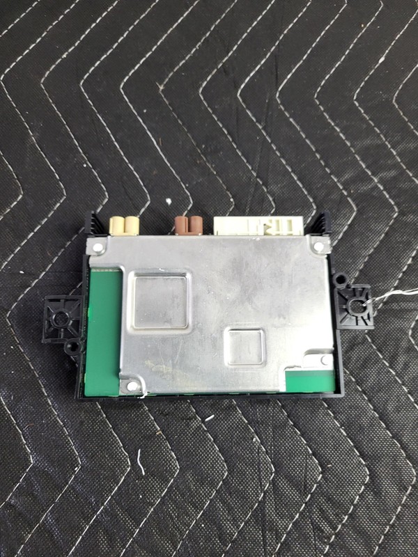 Used Oem Mercedes 2389001106 Communication Control Module for 2022-2024 CLA250