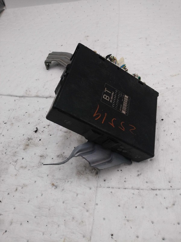 2014 Subaru XV Crosstrek Engine Control Module ECM OEM Silver 189K Miles