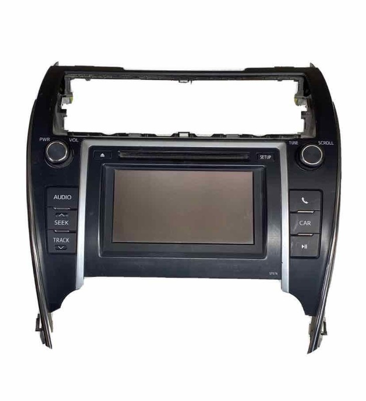 Toyota Camry radio am fm 14 screen & receiver assembly OEM 8614006011 ID 57076
