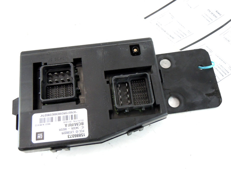 2009-2012 Chevrolet Colorado Body Control Module BCM BCU OEM 15886073