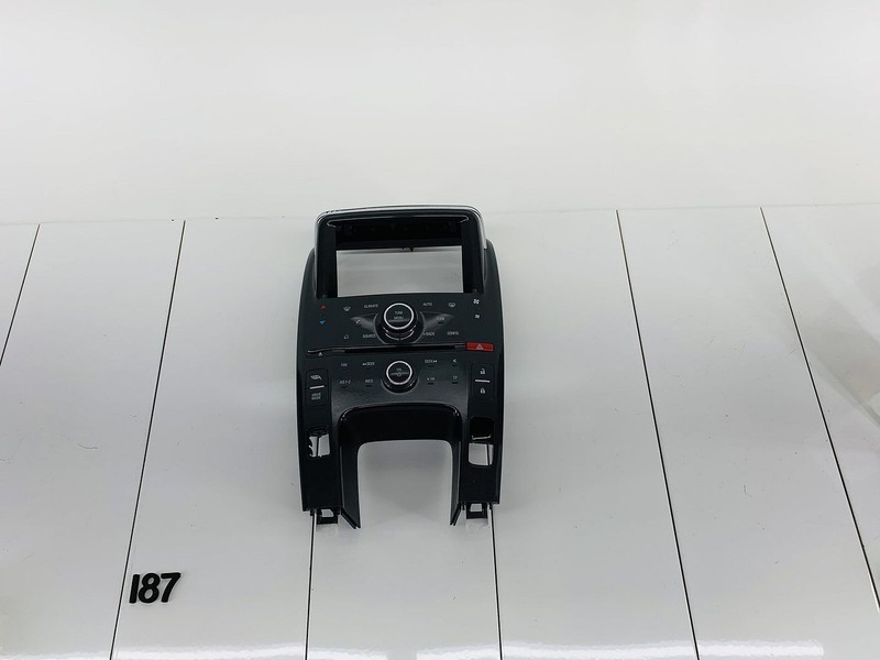 13-15 CHEVROLET VOLT CENTER DASH INSTRUMENT PANEL RADIO & HVAC SWITCH OEM
