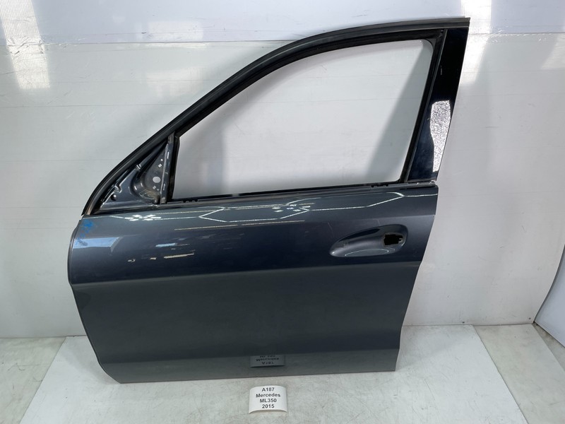 ✅ 2012-2019 OEM Mercedes W166 ML350 Front Left Driver Door Shell Panel Gray*