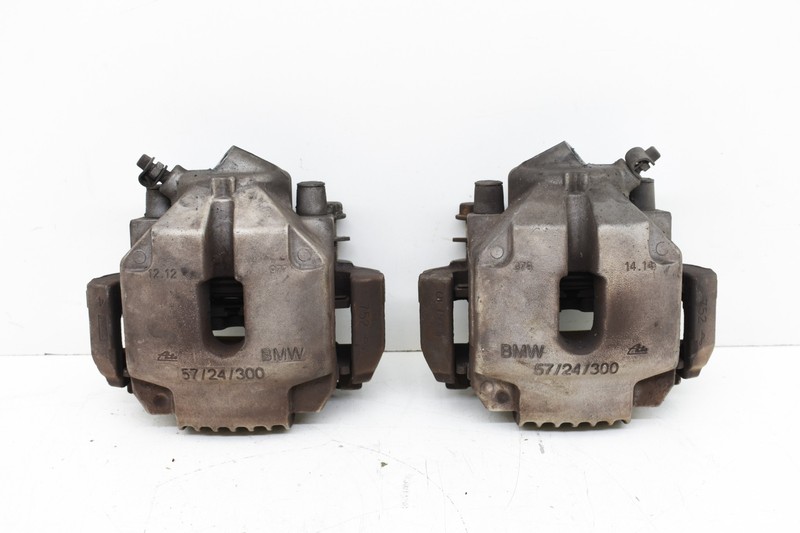 2007 BMW E90 328i FRONT LEFT RIGHT BRAKE CALIPER SET OEM KW23