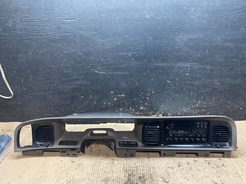 1999-2011 Crown Victoria Marquis Speedometer Radio Climate Bezel Trim V6868 DG
