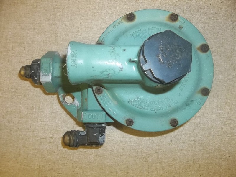 Fisher Controls Regulator, Gas Pressure Regulating Valve *FREE SHIPPING*