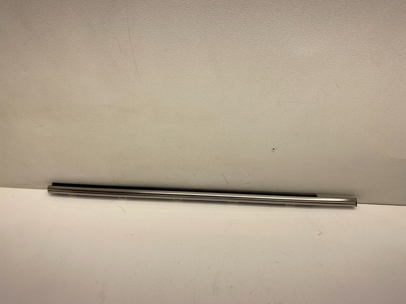 2006-2009 LEXUS IS250 RIGHT REAR DOOR WINDOW OUTER BELT MOLDING SEAL CHROME OEM
