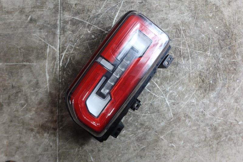 2021-2025 Ford Bronco OEM Rear Left LH Driver Tail Light LED M2DB-13N553