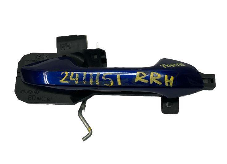 Kia Forte door handle 19 23 outside rear right side blue code B2R OEM 82661M6110