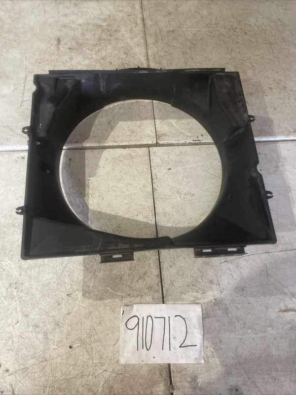 2004-2009 Cadillac SRX Radiator Fan Shroud 3.6L V6OEM