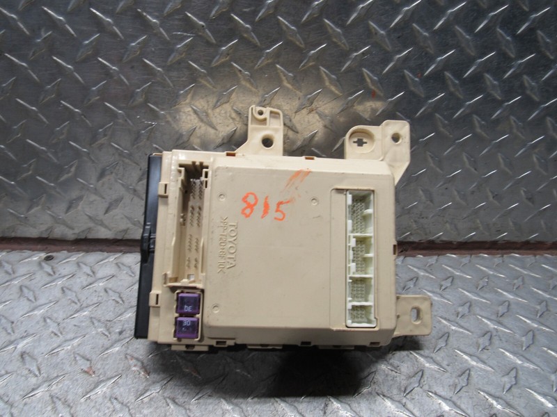 2004 TOYOTA SIENNA INTERIOR CABIN FUSE BOX AE0RRA5 020604