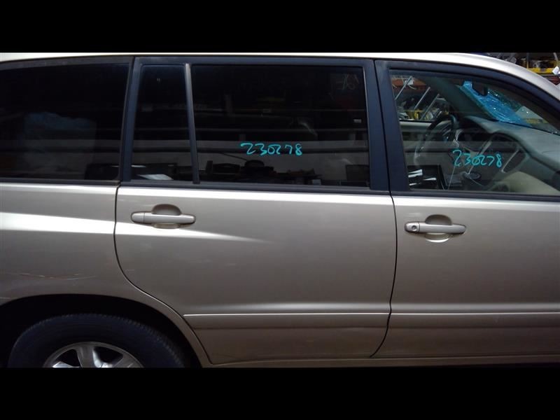 Passenger Right Rear Side Door Gold 4R3 Fits 01-07 HIGHLANDER 1151723