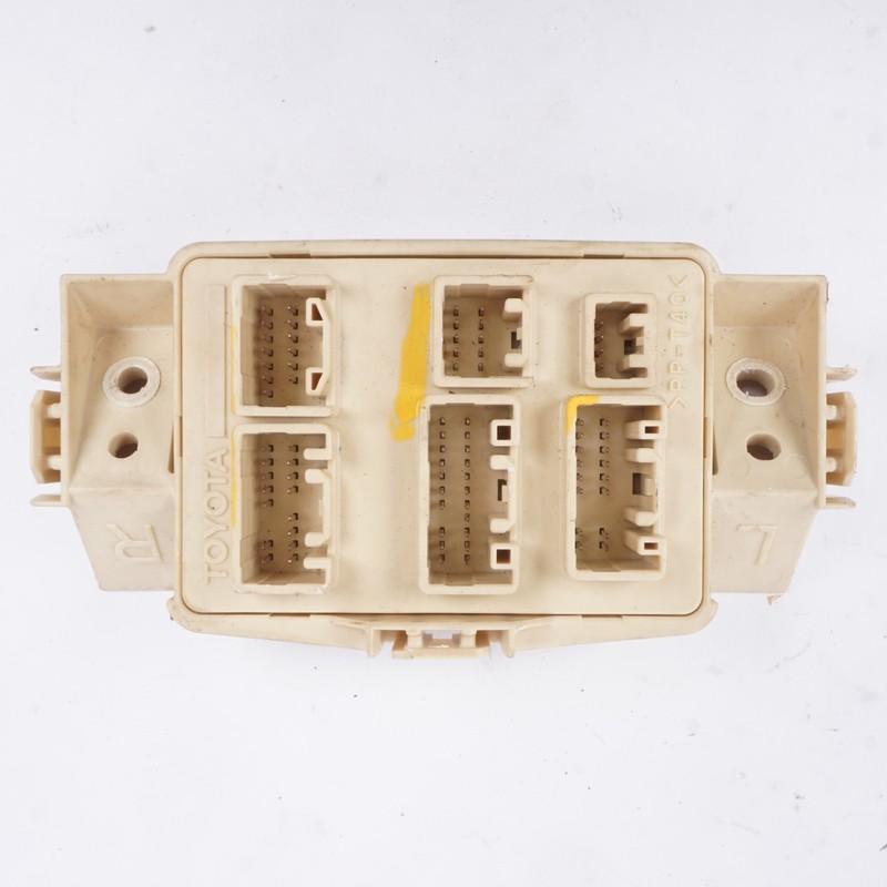 2002 - 2010 LEXUS SC430 FUSE BOX FUSEBOX RELAY JUNCTION CONNECTOR OEM