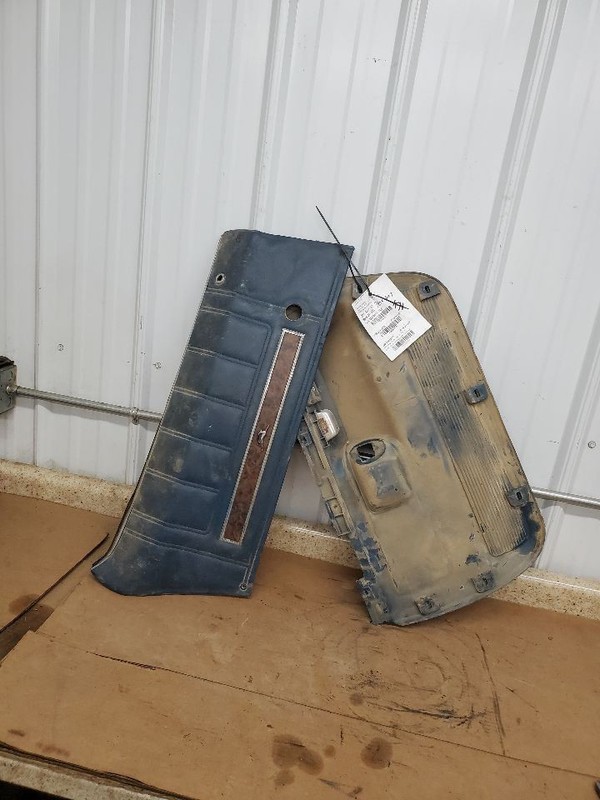 IMPALA1972 Door Trim Panel Rear 292529