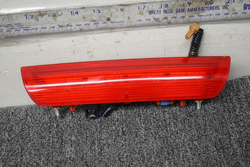 2015-2017 NISSAN LED HIGH MOUNT THIRD BRAKE LIGHT FACTORY OEM