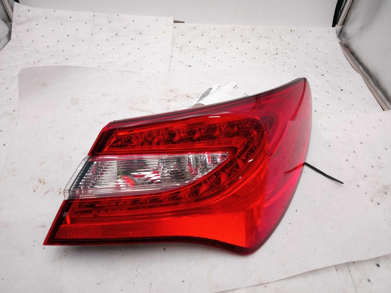 Used Right Tail Light Assembly fits: 2012 Chrysler 200 Sdn Right Grade A