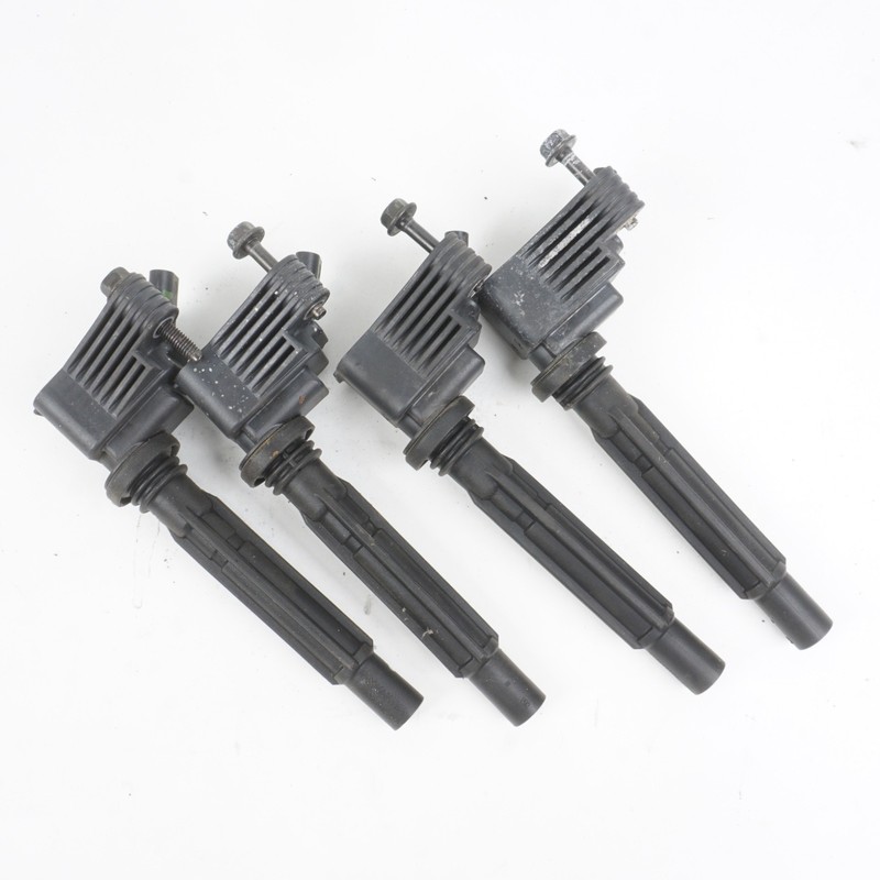 2017 - 2023 Alfa Romeo Giulia Stelvio 2.0L Ignition Coil Spark Plug Set Of 4 Oem