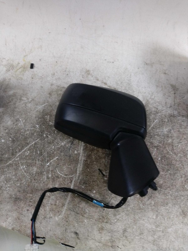 2016 Subaru Impreza Right Door Mirror Assembly Black Used 4013902