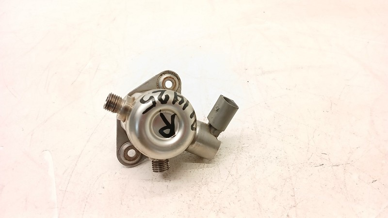 08-14 BMW F01 F02 750i 4.4 V8 5 6 7 HIGH PRESSURE FUEL PUMP OEM RIGHT 011425