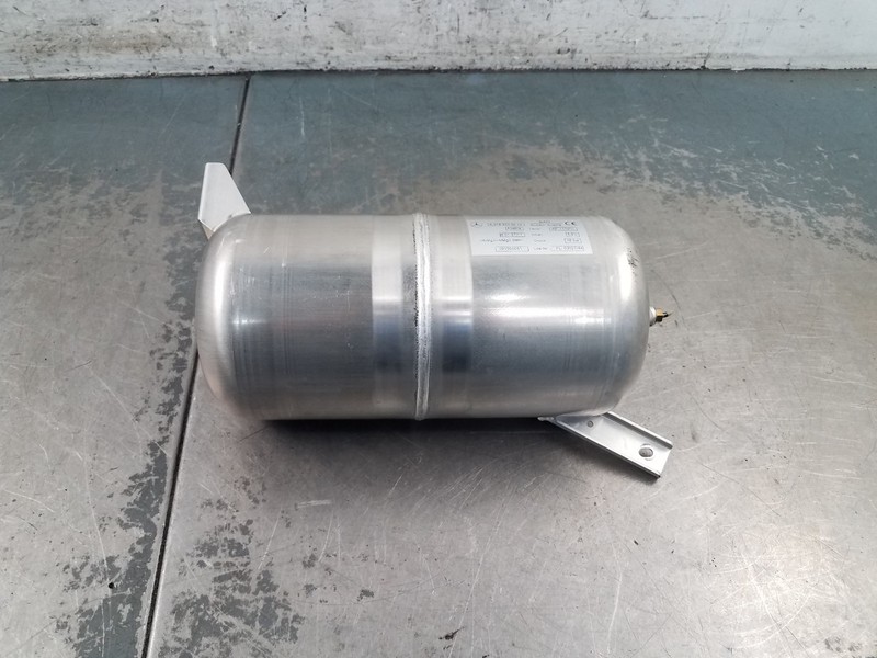 2012 Mercedes AMG CLS 63 Air Suspension Tank #8399 K4
