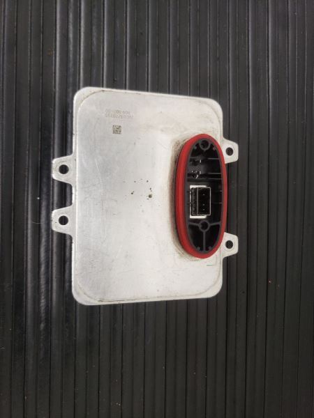 2009 Chrysler Town & Country HID Ballast Control Module OEM 68030815AA