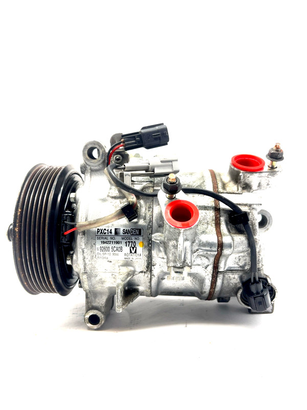 2016-2020 Infinity Q50 3.0L Engine A/C Air Compressor OEM 926005CA0B