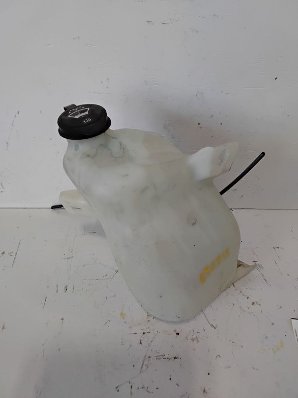 Wash Reservoir Fits 06-11 HHR 3550210