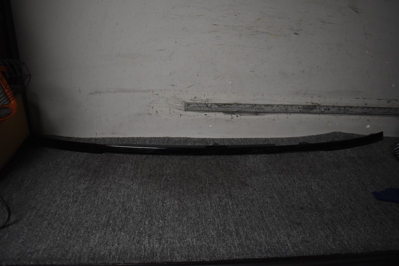 2014-2017 RANGE ROVER HSE LIFTGATE MOLDING FACTORY OEM