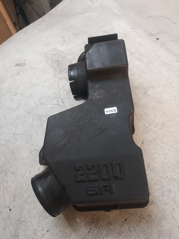 1998-2003 Chevy S10 2.2L engine air cleaner duct intake resonator 15153915 oem