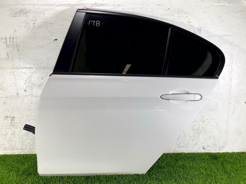 12-18 BMW SERIES 3 320i 328i REAR LEFT LH DRIVER SIDE DOOR SHELL W/ GLASS OEM