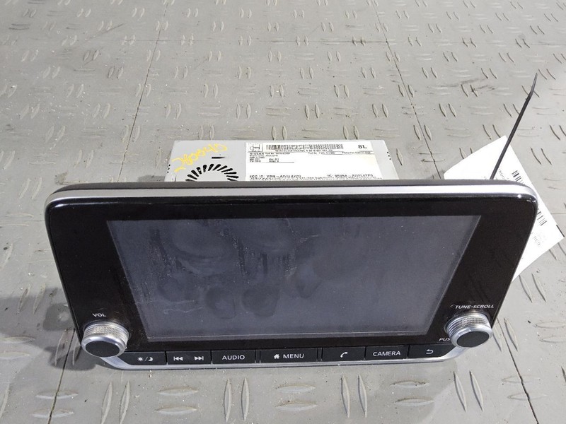 2019-2022 Nissan Altima Radio Display and Receiver 7" Screen w/o Navigation