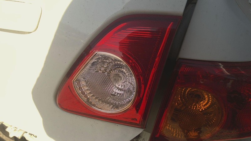 Tail Light Assembly TOYOTA COROLLA Right 09 10