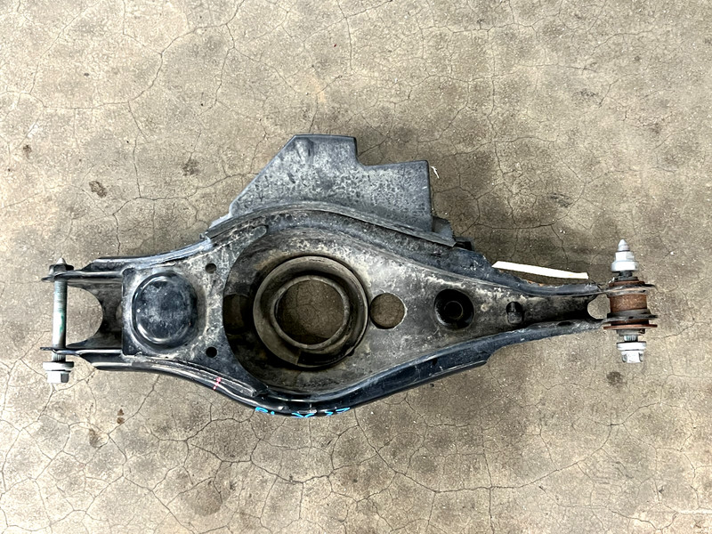 ⭐2015-2021 LEXUS NX200T FWD REAR LEFT SUSPENSION LOWER CONTROL ARM OEM LOT2637