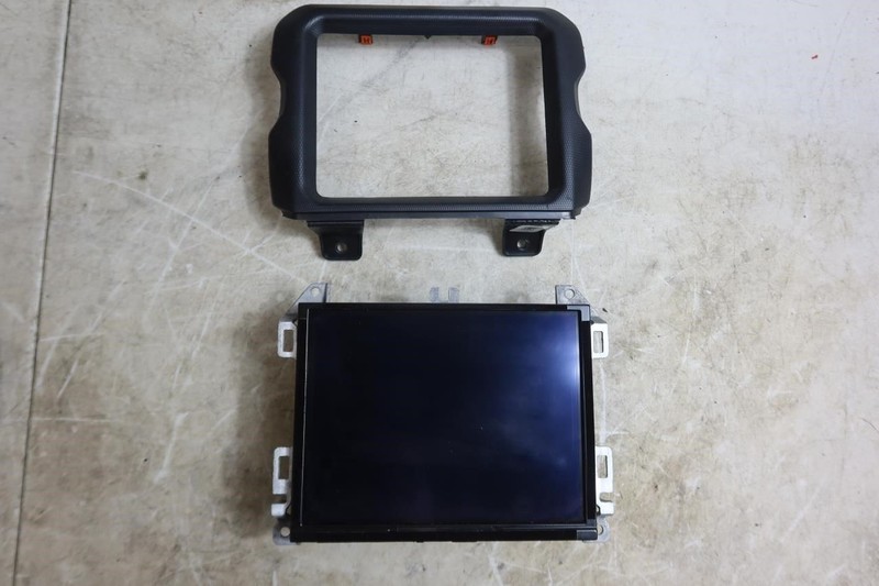 2018-2023 Jeep Wrangler JL OEM 8.4 Inch Radio Touchscreen Navigation 68497060