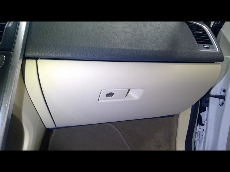 2014-2017 XC60 Glove Box 1607218